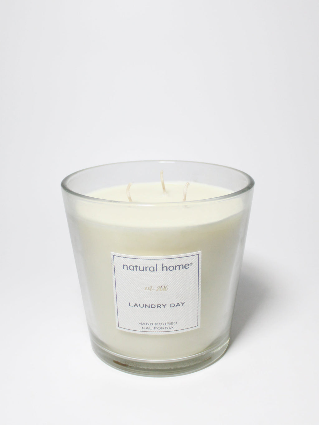 Premium Laundry Day Natural Home 31 oz scented candle