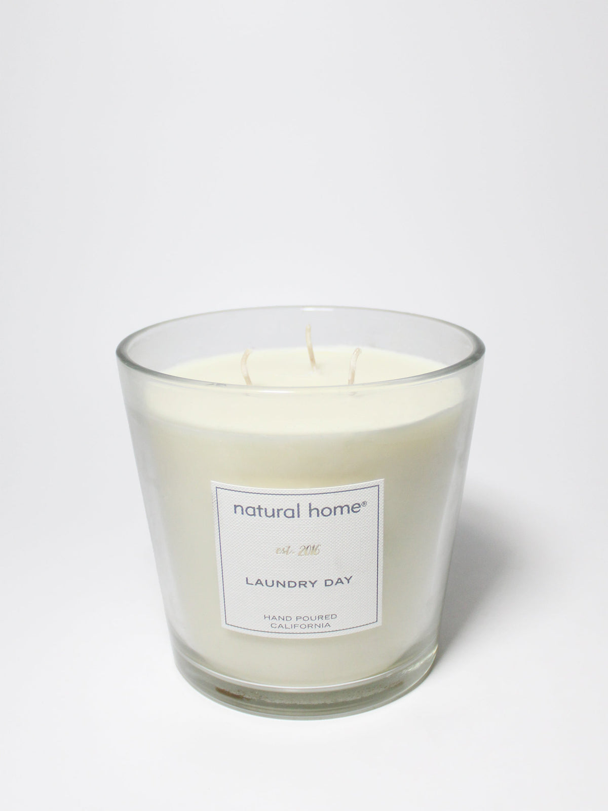 Premium Laundry Day Natural Home 31 oz scented candle
