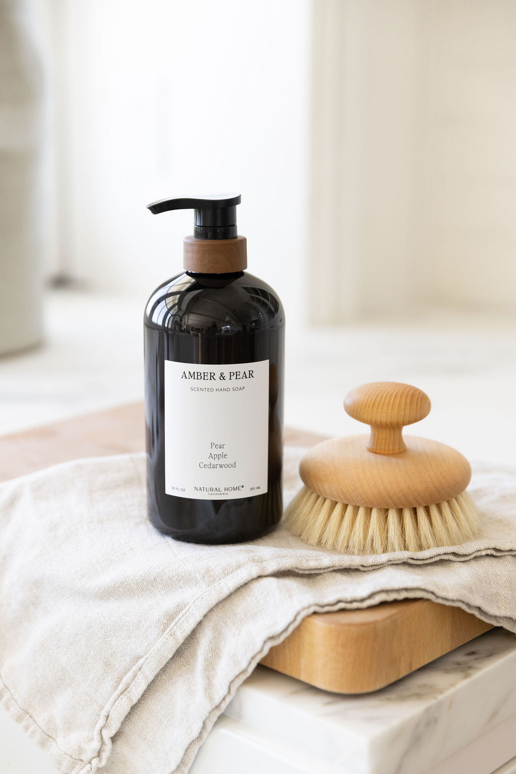 Premium Amber & Pear Natural Home 20 oz Liquid Hand Soap